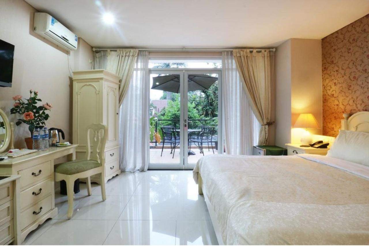 La Nostalgie Boutique Guest House Bandung Extérieur photo